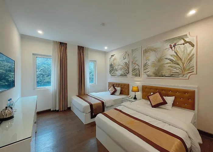Pusan 2* Hạ Long